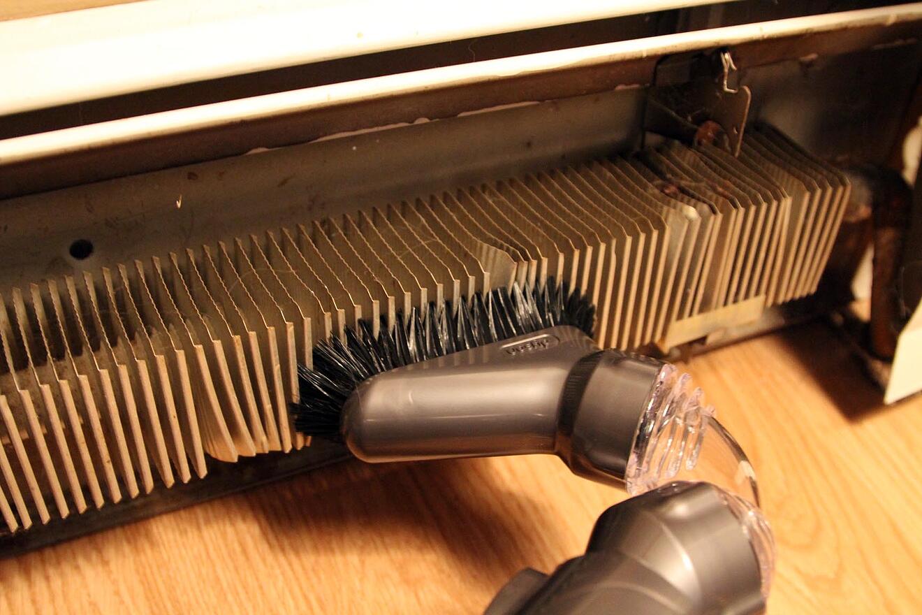 How to Prevent Black Marks on the Walls From Your Baseboard Heaters