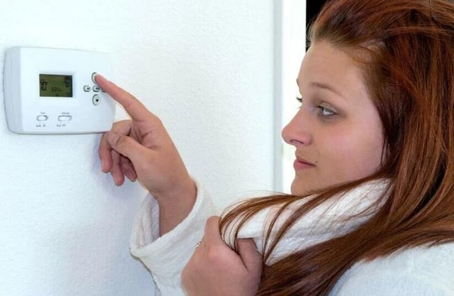 Prevent power surge thermostat malfunction with a surge protector