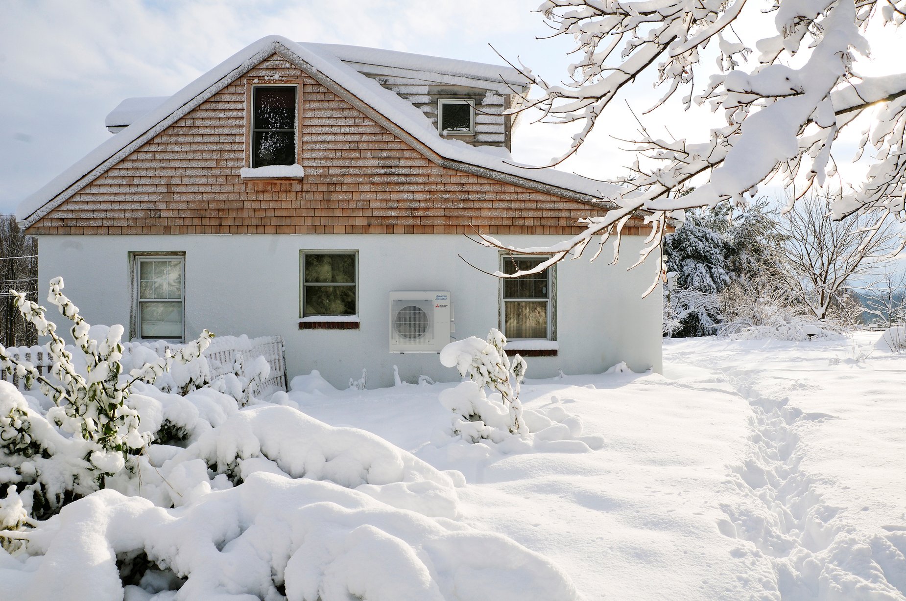 Mitsubishi Electric hyper-heat heat pump