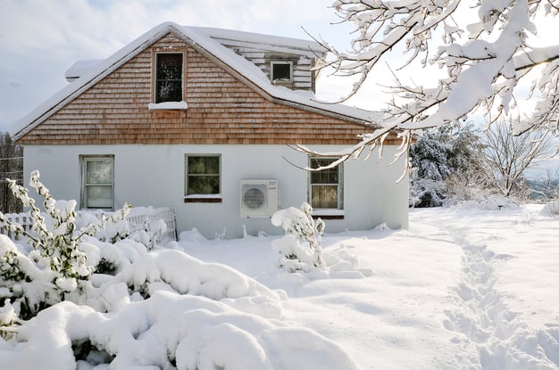 5 reasons not to cover your heat pump in the winter