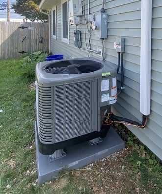 Side angle of the outdoor unit