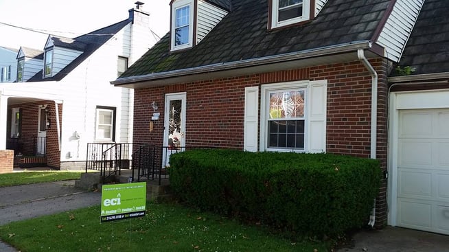 ECI installs brand new Mitsubishi air handlers in Bristol, PA home with short duct runs to outlets throughout home.  