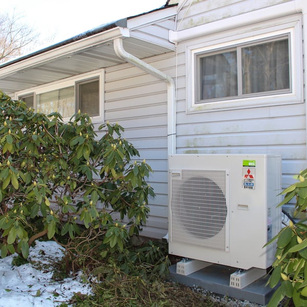 Levittown_Ductless_Condenser_Winter_Square