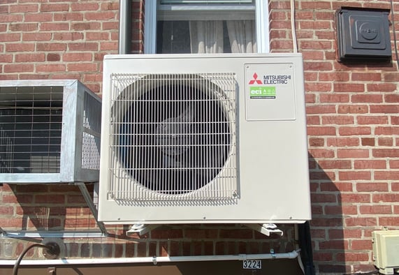 Mitsubishi Heat Pump install outside Philadelphia Rowhome